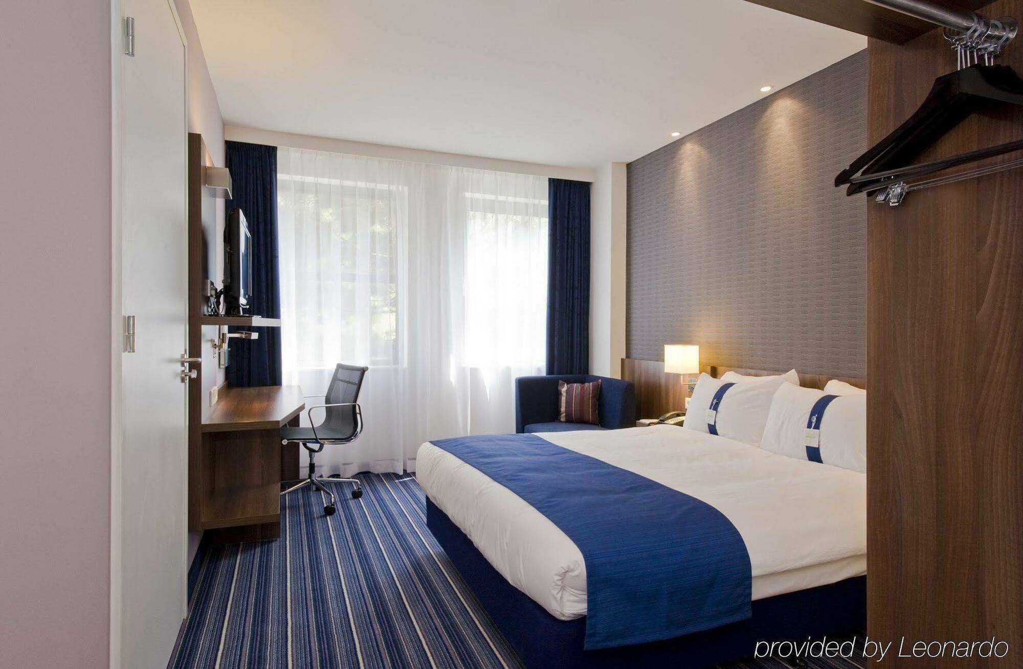 Holiday Inn Express Rotterdam - Central Station By Ihg Exterior photo